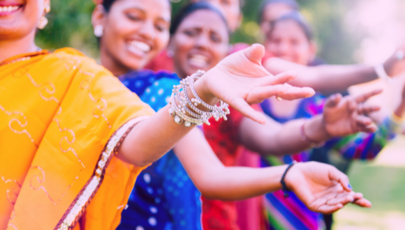 שבוע הודו: סדנה ומסיבת ריקודים בוליוודית