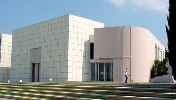 סיור במסגרת אירועי "בתים מבפנים": בנייני גדר