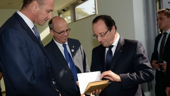 נשיא צרפת, פרנסואה הולנד, הגיע אתמול לביקור באוניברסיטת תל-אביב